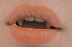 an orange lip is seen in this image