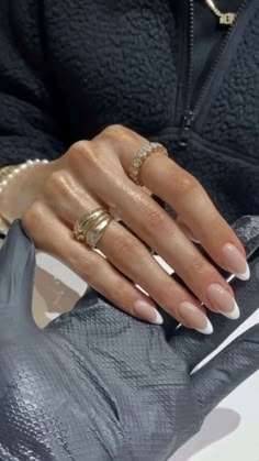 Nail Tip Styles, Wedding Nail French Tip, Minimal French Nails Almond, White Tip Nails 2023, French Mani Almond Nails, Medium Round French Tip Nails, French Jewellery Style, Painted French Tip Acrylic Nails, French Dip Oval Nails