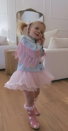 Mom And Daughter Pink Aesthetic, Blonde Toddler, Blonde Baby Girl Aesthetic, Posie Rayne Labrant, Brunette Baby Girl Toddler, Halloween Costumes Brunette, Girl Fits, Cute Baby Pictures, Girl Mom