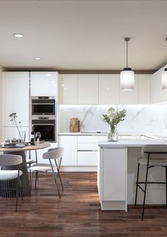 the kitchen is clean and ready to be used for cooking or dining, as well as other things