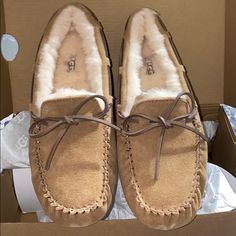 Suede Moccasins With An Indoor/Outdoor Sole Feature Uggpure Wool Lining/Rubber Sole. Grey Ugg Slippers, Pink Moccasins, Ugg Shoes Women, Ugg Dakota Slippers, Waterproof Uggs, Uggs Moccasins, Ugg Dakota, Chestnut Uggs, Ugg Slippers Women