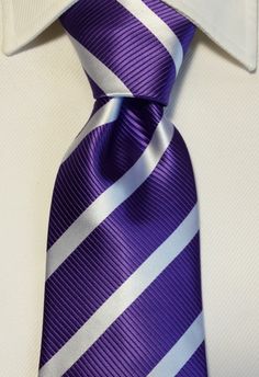 Product number: ST-7104 Length: REG - 59" Length: XL - 64" Width: 3.75" Material: 100% Microfiber Care: Dry Clean / Spot Clean Label: GENTLEMAN JOE A grape, purplicious necktie that exudes simple sophistication. This is definitely a smart choice for the w Elegant Men Style, Asia Wedding, Neck Tie Knots, Men Ties, Clean Label, Mens Silk Ties, Tie Men, Mens Fashion Smart, Elegant Man