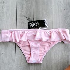 Nwt Wildfox Bikini Bottom Size Medium Random Wishlist, Mv Outfits, Pretty Swimsuits, Beach Friends, Shopping Lists, September 2024, Sporty Outfits, Really Cute Outfits, Narnia