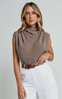 Arianae Top - High Neck Top in Mocha Corporate Fashion, Business Casual Outfits For Work, Trendy Fall Outfits, High Neck Top, Stylish Work Outfits, Professional Outfits, Business Casual Outfits, Business Outfits