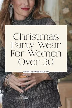 Christmas Party Dress For Women Over 40, What To Wear To A Christmas Party Casual, Ladies Christmas Outfits, Business Casual Holiday Outfit, Christmas Casual Outfits Holiday Parties, Christmas Outfits For Women Parties, Classic Christmas Outfit, Casual Xmas Party Outfit Ideas, Holiday Dresses Christmas Parties