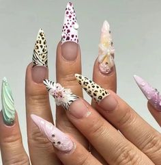 Hello welcome to my shop. I only use high-quality materials to create a luxurious nail press that you can trust to be strong and long-lasting. Hope you can find your favorite nails. My nails will last: Use adhesive sheets (provided with nail kit) for 1-2 days Use nail glue for 2-3 weeks. All nails can be reused multiple times if you take good care of them. If you would like a custom size, please fill out the personalization section under product 3d Flower Nails, Minimalist Nails, Dream Nails, Fire Nails, Funky Nails, Pretty Acrylic Nails, Nail Glue, My Nails, Dope Nails