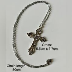 Antique Silver Tone Cross Charm On A Stainless Steel Silver Tone Chain. Zinc Alloy Cross Charm. Stainless Steel Chain. Chain Length: 50cm Cross: 5.5cm X3.7cm For Women, Men, Unisex. Brand New. *Will Ship Next Day Or Same Day If Possible.(Monday-Saturday) Cross Necklace Grunge, Gothic Grunge, Long Silver Necklace, Cross Chain, Gold Bead Necklace, Round Necklace, Silver Snake Chain, Grunge Punk, Copper Necklace