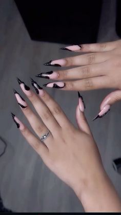 Black Chrome Nails, Long Stiletto Nails, Pointy Nails, Pretty Lashes, Stylish Nails Designs