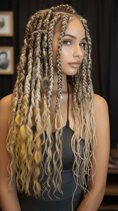 25 Exquisite Colors for Braiding Hair Viking Braids With Extensions, Very Long Braids, Braids Color Ideas, Braids Colors, Blonde Knotless, Purple Box Braids, Braiding Ideas, Effortless Curls, Braiding Hair Colors