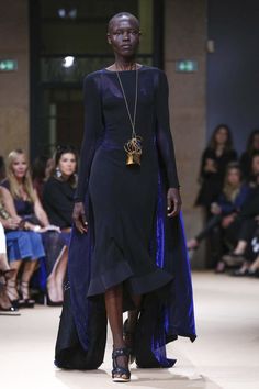 Esteban Cortazar Ready To Wear Spring Summer 2017 Paris Fashion Life, Ready To Wear Collection, Spring Summer 2017, Academic Dress, Ready To Wear, Spring Summer, Paris, Lifestyle, How To Wear