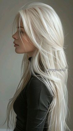 Blonde Hair Icy Highlights, White Dyed Hair, Blonde White Hair, Blonde Hair At Home, Long Platinum Blonde, Κούρεμα Bob, Platinum Blonde Hair Color, Long White Hair, White Blonde Hair