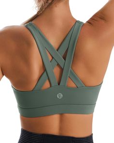 PRICES MAY VARY. WHY WE MADE THIS:Need a sports bra that does it all? Look no further! This sweat-wicking cross-strap bra gives you the coverage and support you need for yoga, run, and the gym—without restricting your movement or breath. fabric has added lycra that allows the bra to stretch with you and retain its shape over time. Slip in optional, removable cups for full coverage—if you want it. This bra is intended to provide medium support for great shape retention, long-lasting comfort. UNIQ Exercise Bras, Minimalist Wardrobe Essentials, Running Girl, Old Bras, Girls Sports Bras, Outfit Gym, Gym Bra, Best Sports Bras, Gym Aesthetic