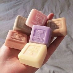 Alat Makeup, Chandler Bing, Rainbow Light, Soap Bars, روتين العناية بالبشرة, Aesthetic Themes, Aesthetic Makeup, Pastel Aesthetic, Body Skin