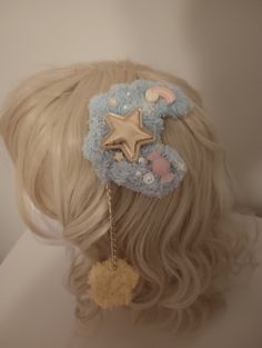 This hand-woven fluffy clip can be worn in your hair or pinned to your clothes. Since this is a pre-made item, it will ship out in 1 - 3 business days. Moon Hair Clip, Moon Hair, Hair Clip, Hand Woven, Starry Night, Hair Pins, Brooch Pin, Brooches, Hair Clips