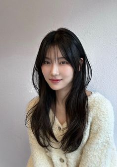 Asian Haircut, Bangs With Medium Hair, Hairstyles For Layered Hair, Brunette Balayage Hair, Extensions Hair, Haircuts For Medium Hair, Hair Color And Cut