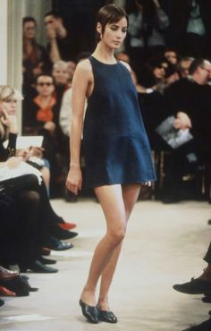 SS 1991 Womenswear | PRADA Prada Runway, Prada Spring, 90s Models, 90s Fashion Outfits, Womenswear Fashion, Christy Turlington, Grunge Fashion, 90s Fashion, Runway Fashion