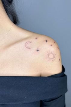 Brighten up your look with these tattoo ideas! Discover the most cute shoulder tattoos to inspire your next ink. Cute Shoulder Tattoos, Shoulder Tattoos, Tattoo You, Shoulder Tattoo, Cute Tattoos, Tattoo Ideas, Floral Pattern, Tattoos, Floral