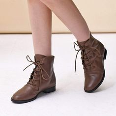 Western Boots Outfit, Winter Boots Outfits, Dr Shoes, Oxford Boots, Brown Tone, Buckle Ankle Boots, Anne With An E, Women Oxford Shoes, Martin Boots