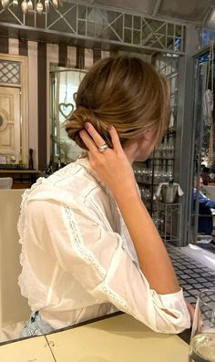 Lady Aesthetic, Effortlessly Chic Outfits, Dream Hair, Looks Style, Mode Inspiration, Parisian Style, Hair Looks, Hair Tutorial, Hair Inspo