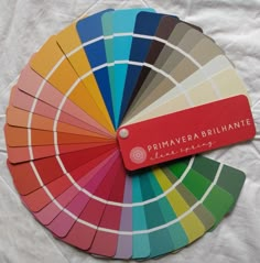 a pantoner color wheel with the names primavera brihante on it