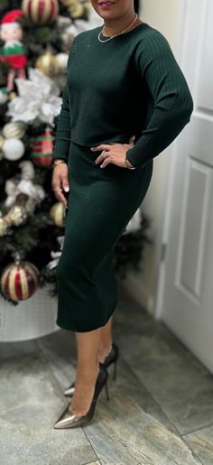 Obsessed with this 2-piece sweater dress set! 🤩 It's the perfect combo of comfy and cute. The ribbed knit is so flattering, and I love that I can wear the pieces together or separately. It's my go-to for everything from brunch with the girls to date night. Get ready to turn heads in this versatile set! Pro Style Tip: Dress it up with heels and statement earrings, or keep it casual with sneakers and a denim jacket. Sweater Dresses, Bodycon Midi Dress, Long Sleeve Sweater Dress, Cozy Chic, Trends 2024, Fashion Toys, Knit Crop Top, Bodycon Midi