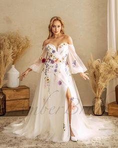 Fantasy Dress Wedding, Floral Bridal Dress, Colorful Floral Wedding, Colored Wedding Gowns, Wedding Fairy, Fairy Wedding Dress, Dress With Flowers