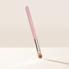 An Eyeshadow Brush For Easy, All-Over Blending, With A Unique Dense, Angled Shape That Mimics Your Fingertip For Max Control (: Brand New In Original Box ! Makeup Skincare Routine, Makeup Rare Beauty, Rare Beauty Makeup, Vegan Makeup Brushes, My Christmas Wish List, Eye Shadow Brush, Beauty Brushes, Dream Makeup, Highlighter Brush