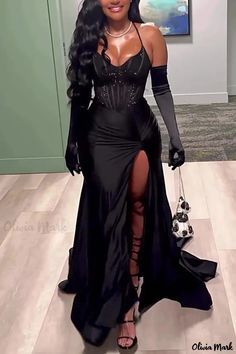 Olivia Mark - Stunning Sequined Formal Long Dresses with Sleeve Detail Black Dress Classy Elegant Long, Long Dresses With Sleeves, Fancy Dinner Dress, Formal Long Dresses, Black Dinner Dress, Classy Attire, Bday Dress, Chic Wedding Gown, 20th Bday