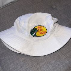 Never Worn! White Bass Pro Shop Hat Outfit, Bass Pro Shop Hat White, Bass Pro Shops Trucker Hat, Brown Bass Pro Shop Hat, Bass Pro Shops Hat, White Shop, Accessories Shop, Bucket Hat, Bass