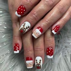 Nail Art Noel, Santa Nails, Holiday Nail Designs, Cute Christmas Nails, Christmas Gel Nails, Christmas Nails Easy, Christmas Nail Art Designs, Holiday Nail Art, Christmas Nails Acrylic