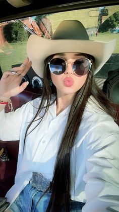 Cool Grey 11s Outfits, Cool Grey 11s, Grey 11s, Outfits Latina, Foto Cowgirl, The Most Beautiful Woman