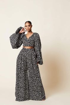 Palazzo Pants Outfit, African Print Clothing, Classy Casual Outfits, Classy Casual, Flare Trousers, Ankara Styles, African Dress, Fashion Summer