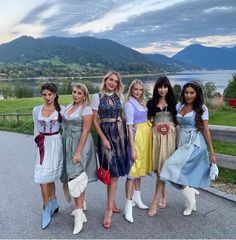 Octoberfest Outfits, Oktoberfest Beer, Oktoberfest Party, Girly Dresses, Historical Costume, Full Skirt, Traditional Dresses, Wearing Dress, Fancy Dress