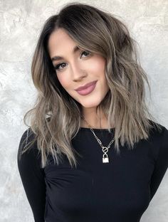 Hairstyles With Blonde Highlights, Blonde Highlights Balayage, Sandy Brown Hair, Icy Blonde Highlights, Highlights For Dark Brown Hair, Subtle Blonde Highlights, Rock Hairstyles, Brunette Hair With Highlights