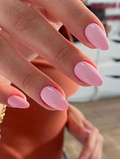 Pink Oval Nails, Short Almond Shape, Short Pink Nails, Wide Nails, Plain Nails, May Nails