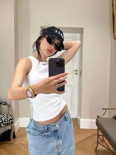 Outfit Ideas Basic, Selfie Outfits, Mirror Selfie Outfit, Girl Mirror, Outfits Everyday, Cool Girl Outfits, Outfit Check, Instagram Photo Inspiration, Basic Outfits