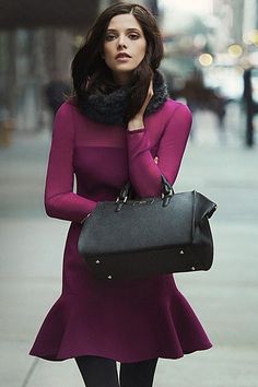 Sex and the City..Street fashion fall...Ashley Greene for DKNY in raspberry+black l wantering.com Dona Karan, Magenta Colour, Ashley Green, Walking Down The Street, Winter Typ, Ashley Greene, Runway Dresses, Looks Street Style, Jolie Photo