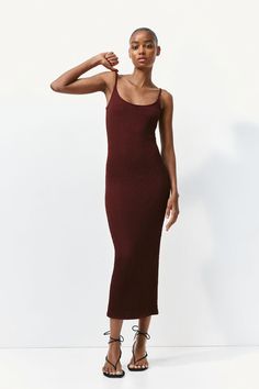 Fitted  sleeveless  calf-length dress in crinkled jersey with narrow  adjustable shoulder straps. Jersey Dress Outfit, Brown Dresses Outfit, Dark Brown Dress, Calf Length Dress, Beauty Magazine, Cardigan Sweater Dress, Cardigan Sweater Jacket, Strappy Dresses, Kids Outerwear