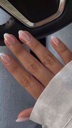 Short French Nails, Colorful Nails, Pearl Nails, Nail Swag, Sleeping Habits, Neutral Nails, Chic Nails