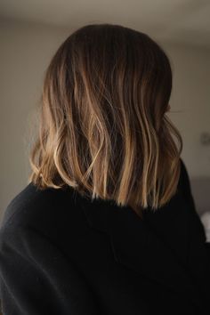 A Line Bob Textured, Slightly Curled Hair Waves, Woman’s Bob Haircut, Natural Balayage Short Hair, Shoulder Length Bronde Balayage, Fine Hair Lob, Bob Balayage, Shortish Hair, Sam Mcknight