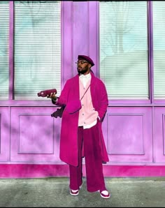 Mens Monochromatic Outfit Pink, Pink Male Outfit Aesthetic, Mens Pink Outfit Streetwear, Purple Outfits Men Street, Pink Fits Men Street Wear, Monochromatic Outfit Men, Nonbinary Style, Monochrome Outfit Men, Nicki Concert