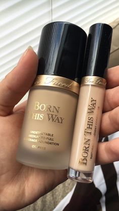 Rosa Make-up, Make Up Kits, Born This Way Concealer, Maquillage On Fleek, Fixing Spray, Pinterest Makeup, Makeup Aesthetic, Foundation Makeup, It Cosmetics