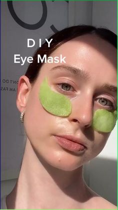 Difficulty: Easy

 

DIY Eye mask 
 • Cucumber 
 • Cotton pads
 • Container ( for storage )
 • Shredder Diy Eye Mask, Perfect Skin Care Routine, Obličejové Masky, Healthy Skin Tips, Haut Routine, Image Skincare, Skin Care Face Mask, Diy Skin Care Recipes, Beauty Tips For Glowing Skin