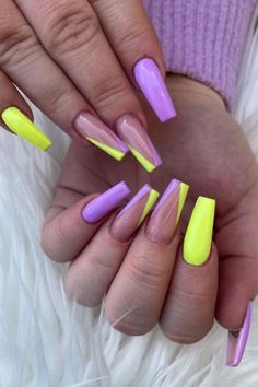 Discover 46 trendy acrylic nail designs that will make you want them done today. Credit: _claudianails__ Spring Acrylic Nails, Cute Acrylic Nail Designs, Spring Nail, Coffin Nails Designs, Nail Inspiration