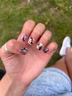 Paisley Nails, Cowgirl Nails Designs, Fall Western Nails, Aztec Nail Designs, Gradient Nail Design, Glitter Gradient Nails, Black Gel Nails