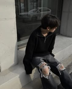 Cute Guy Outfits Aesthetic, Men Streetwear Aesthetic, Nyc Fits, Black Jeans Outfit, Stylish Photo Pose, Guys Clothing Styles, Streetwear Aesthetic, Ulzzang Fashion, Fashion Inspiration Design