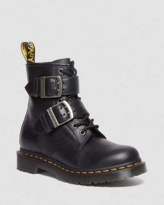 Lace Up Boots Outfit, Punk Subculture, Dr Martens Womens, Leather Lace Up Boots, Pull Up, Leather Lace, Pull Ups, Work Boots