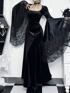 Aesthetic collection of dresses ranging from sweet lolita, fairy core, vintage, cottage and more! Ruffles, layers, lace, ribbons. Victorian Gothic Dress, Solid Maxi Dress, Stitching Dresses, Halloween Spider Web, Vestidos Vintage, Gothic Dress, Gothic Outfits, Goth Outfits