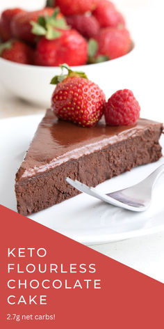 A slice of flourless chocolate cake on a white plate with fresh berries on top. Keto Flourless Chocolate Cake, Gooey Desserts, Dairy Free Keto Recipes, Diet Desserts Recipes, Keto Cakes, Keto Chocolate Cake, Flourless Chocolate Cake, Flourless Cake, Dessert Cookbooks