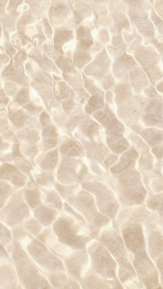 an image of water that is in the ocean or pool with ripples on it